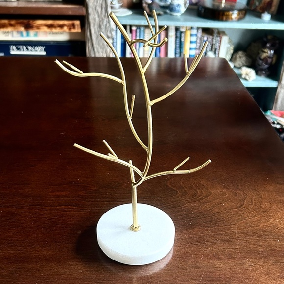 HomeGoods Gold (colored) and White Jewelry Tree, Metal and Stone - Picture 6 of 6